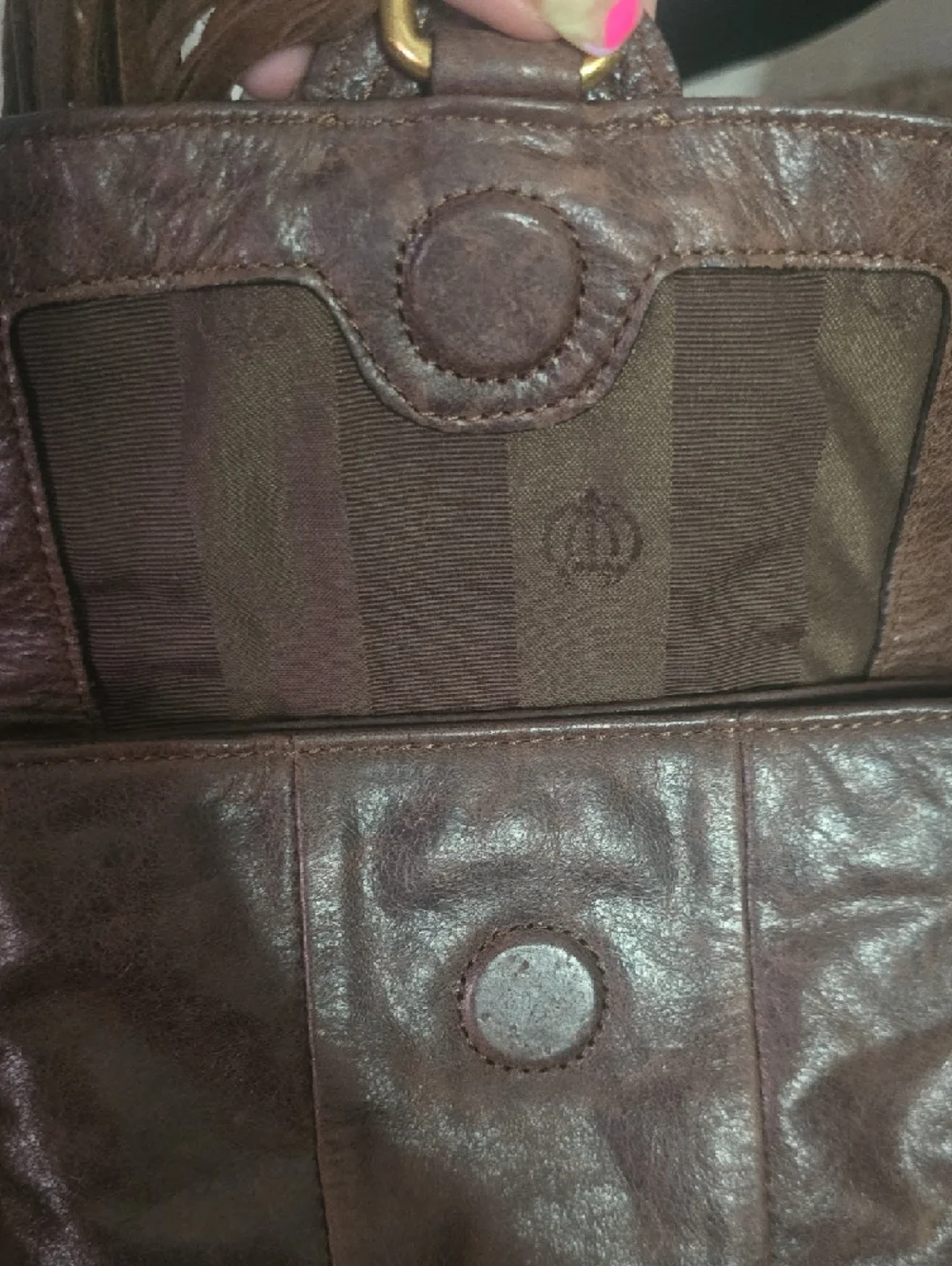 Juicy Couture Vintage Dark Brown Leather W/ Gold Hardware Crossbody Bag (EUC)✨️